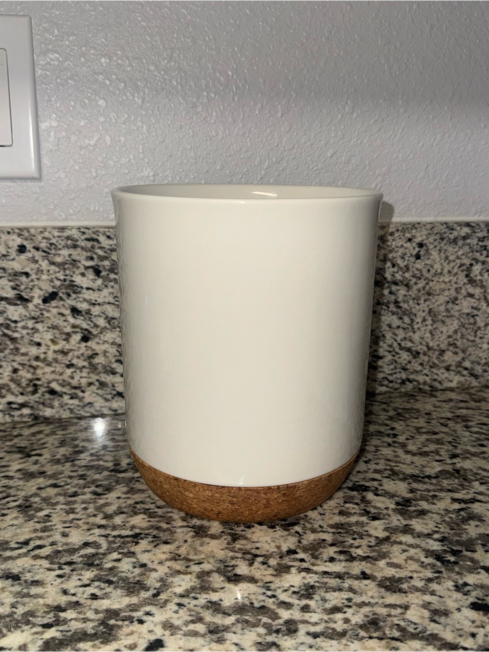 Ceramic Utensil Holder with Cork Base - Cream